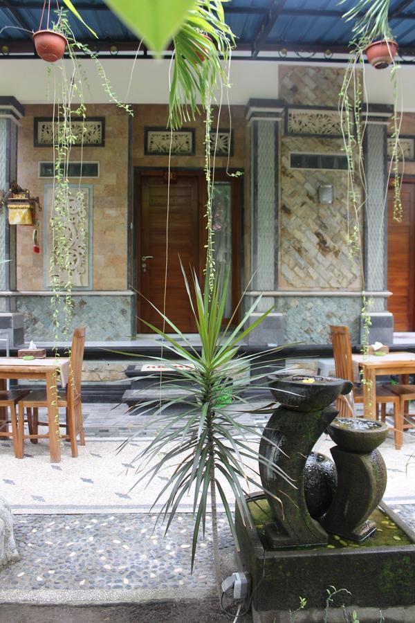 Green Palm Homestay バリ島 エクステリア 写真